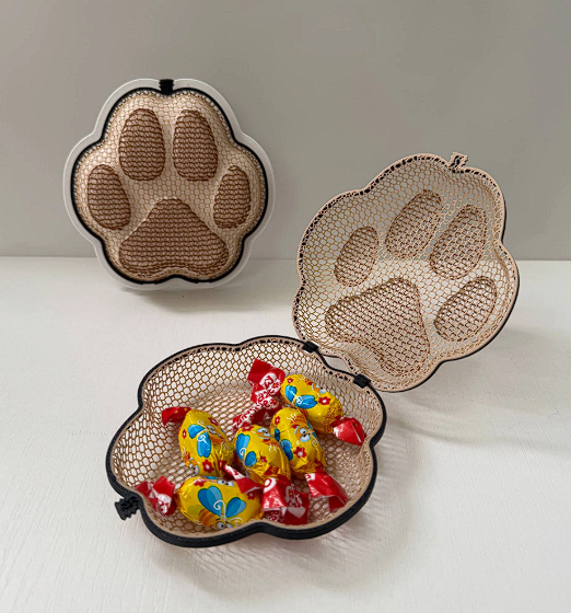 Patte de chien en filet – boîte à friandises