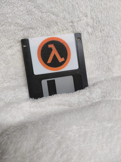 Sous-verres disquettes 🎮 – À l’unité ou en lot (10 ou 20 avec boîte offerte) – Cadeau geek rétro & moderne