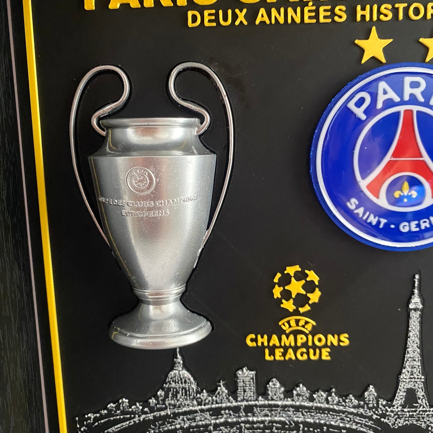Cadre 3D PSG – Deux années historiques 2025 & 2026 ⚽🏆