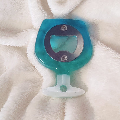 Décapsuleurs en résine